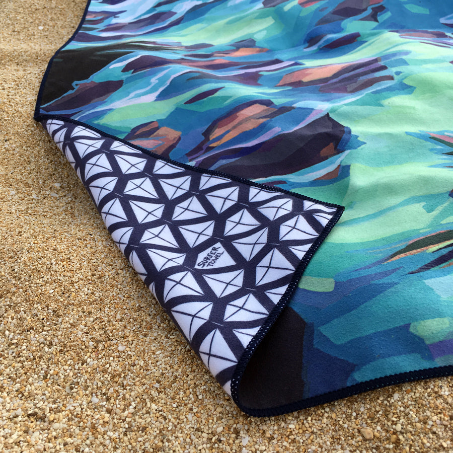 LOW TIDE - Surfer Towel