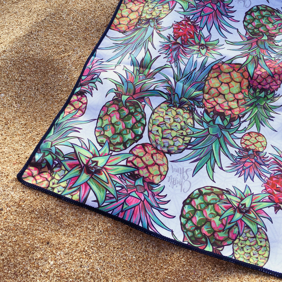 ALOHA PINEAPPLE - Surfer Towel